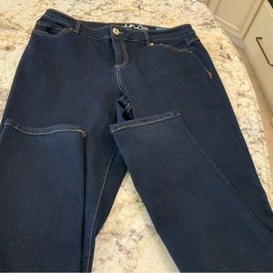 INC WOMENS JEANS